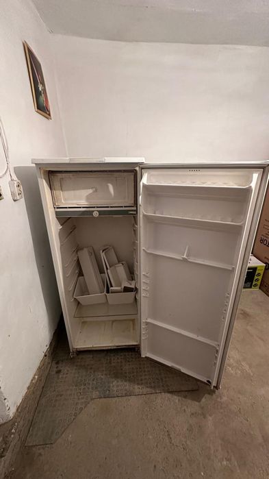 Буу холодильник сатылады!