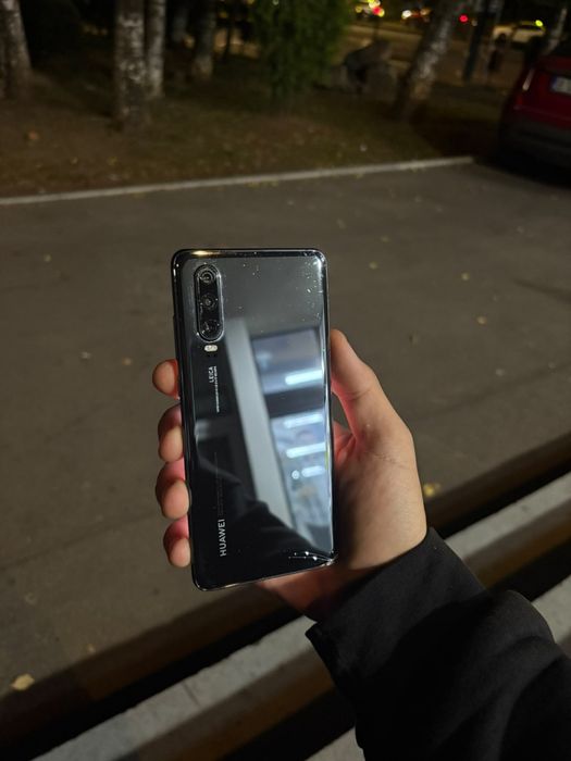 Vand sau schimb Hauwei P30