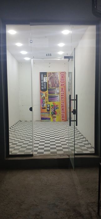 Xiva buyum bozorida Do'kon sotiladi