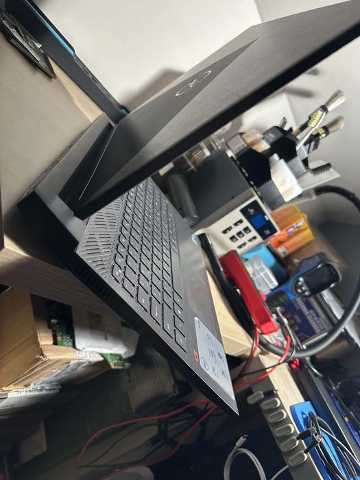 Laptop gaming DELL G15