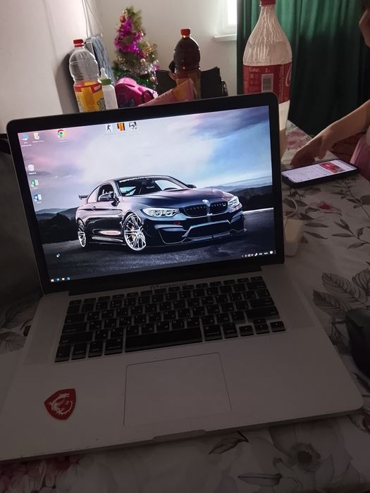 Продается макбук