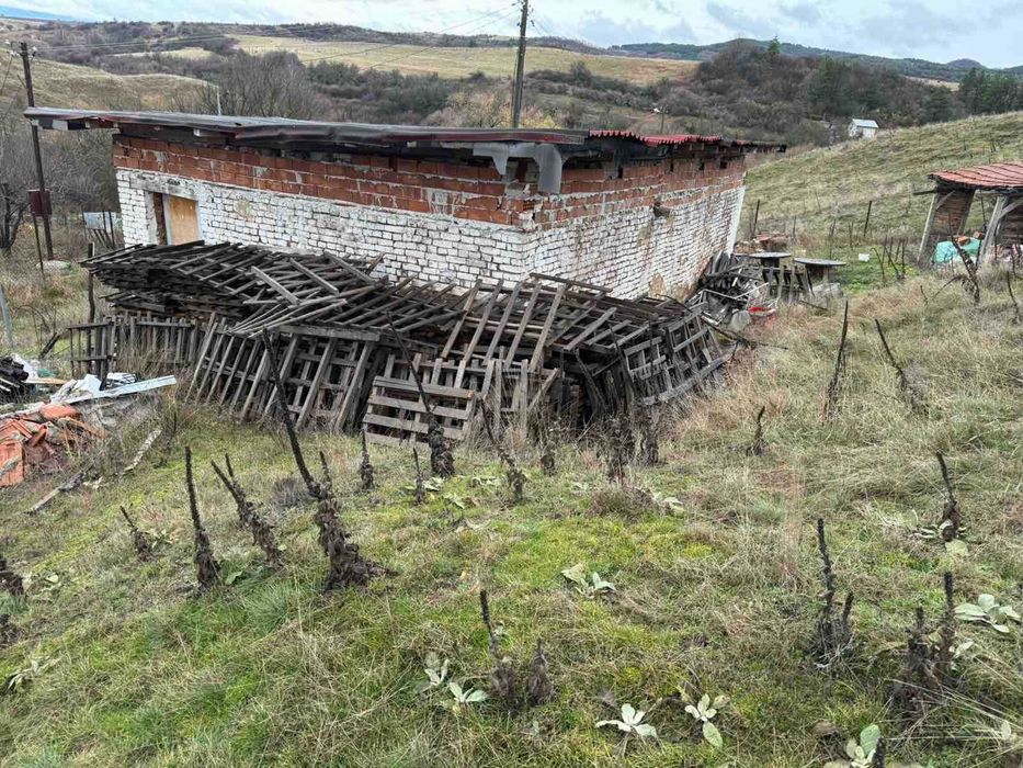 Продава КЪЩА област София, гр. Божурище с. Росоман