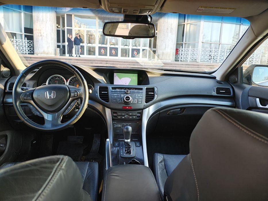 Honda Accord Executive 2.0 AT