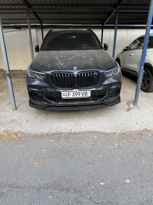 Продам своего черныша Bmw x5 M50. Full Option