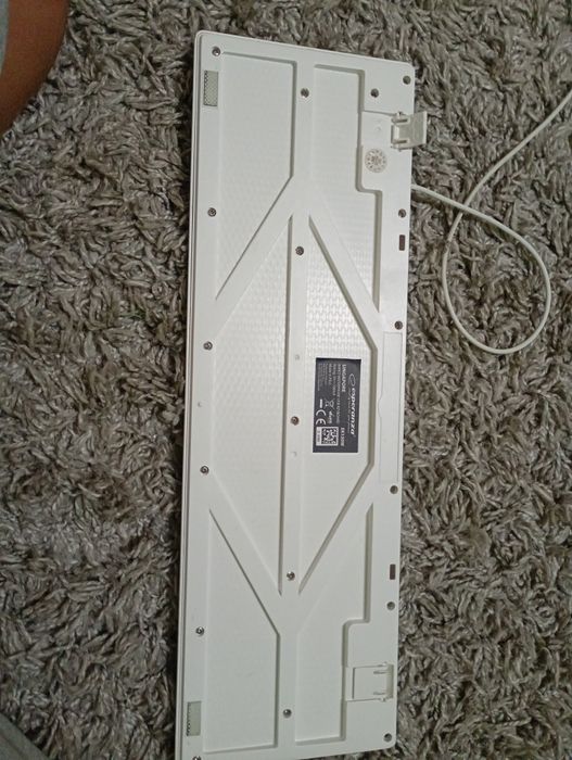 Tastatura cu dir in stare foarte buna