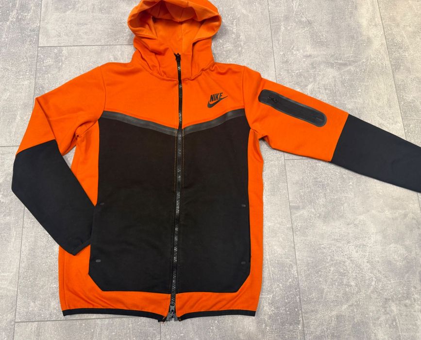 Детски екипи Nike и Adidas