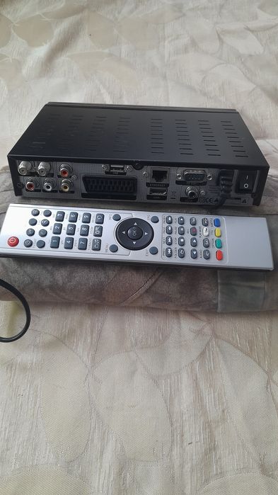 Receiver satelit