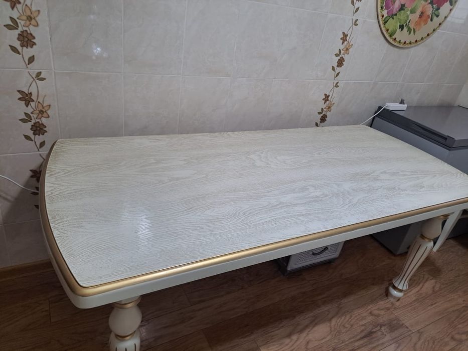 Стол и стуля б/у
