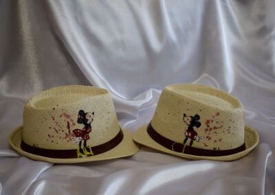 Ръчно рисувани шапки по индивидуален дизайн 35-40лв.