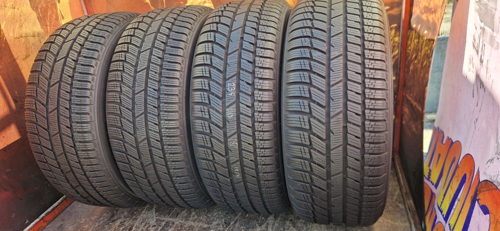 Set 4 Anvelope ca noi  Toyo 235 50 R18 M+S