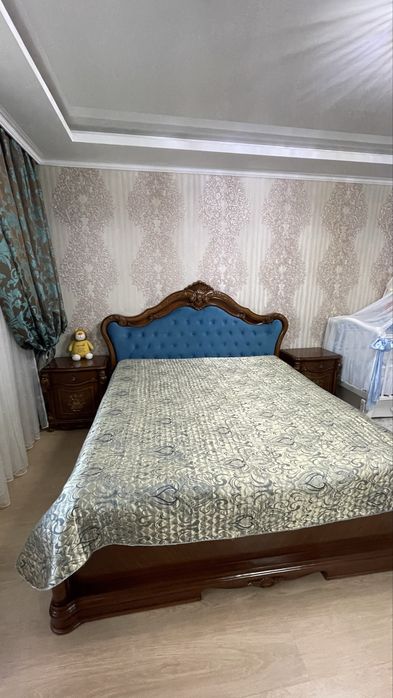 Спальная кровать