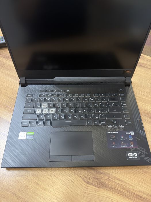 Ноутбук Asus ROG strix G512LI 8гб/ SSD 477