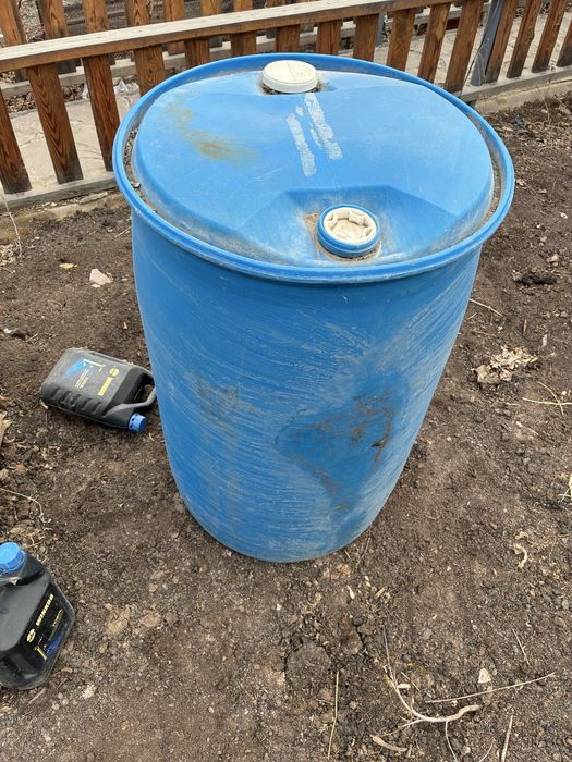 Продам пласт бочку