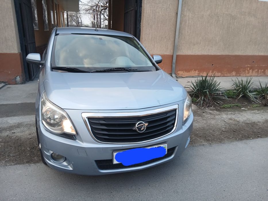 Коблт мошина сотилади