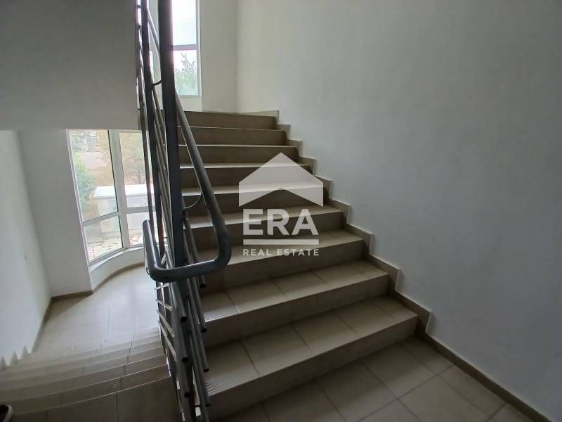 Дава се под наем Двустаен апартамент в Варна, Левски - 80 кв.м за 461 € - Снимка #10