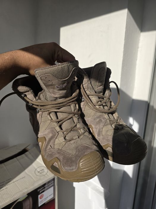 Bocanci militari desert Lowa 43.5