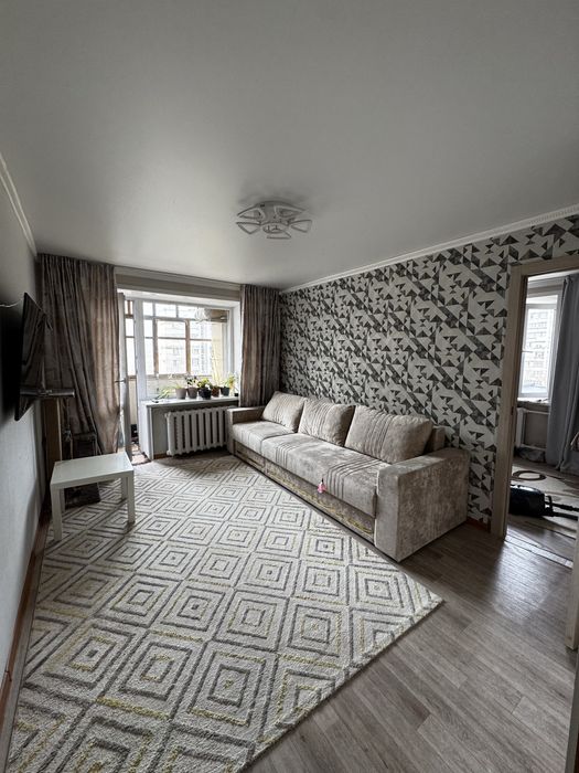 Продам 2комн квартиру Барс-строй