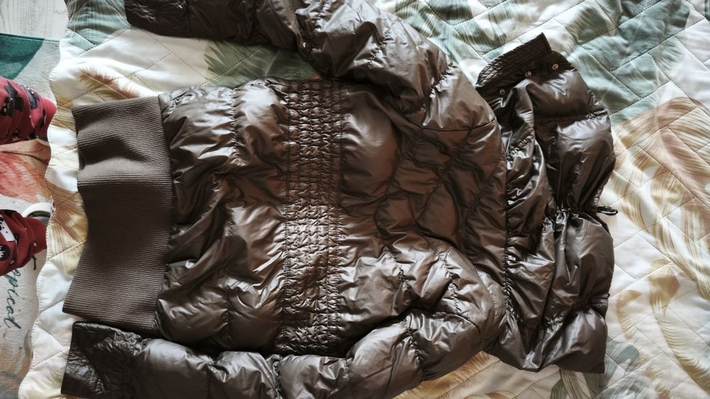 Оригинално зимно яке Guess