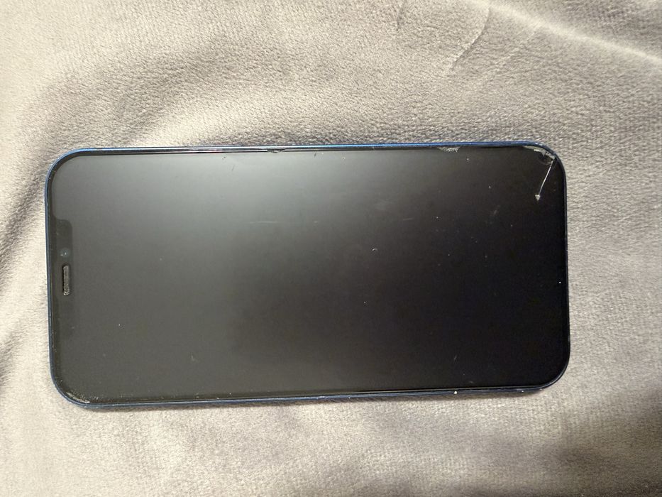Iphone 12 256GB в хорошем состоянии