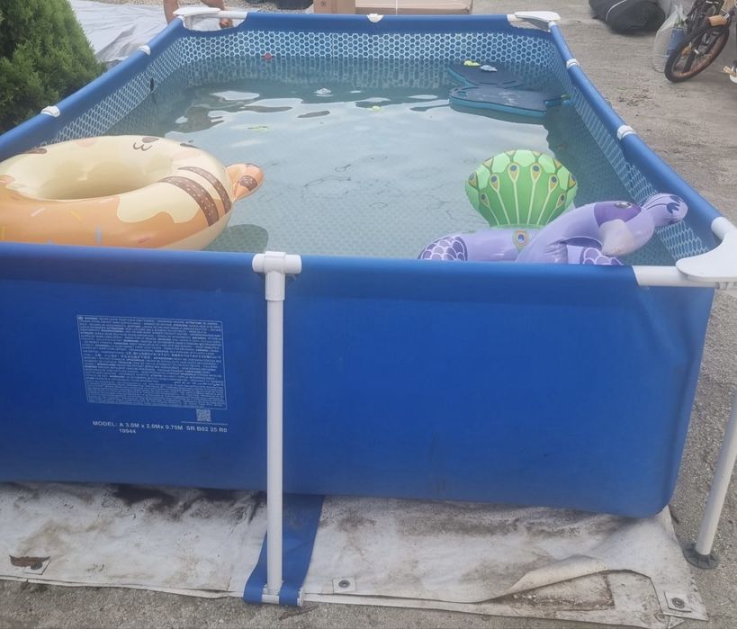 Piscina cadru metalic