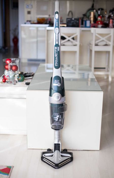 Безжична вертикална прахосмукачка Rowenta Air Force Extreme Pro