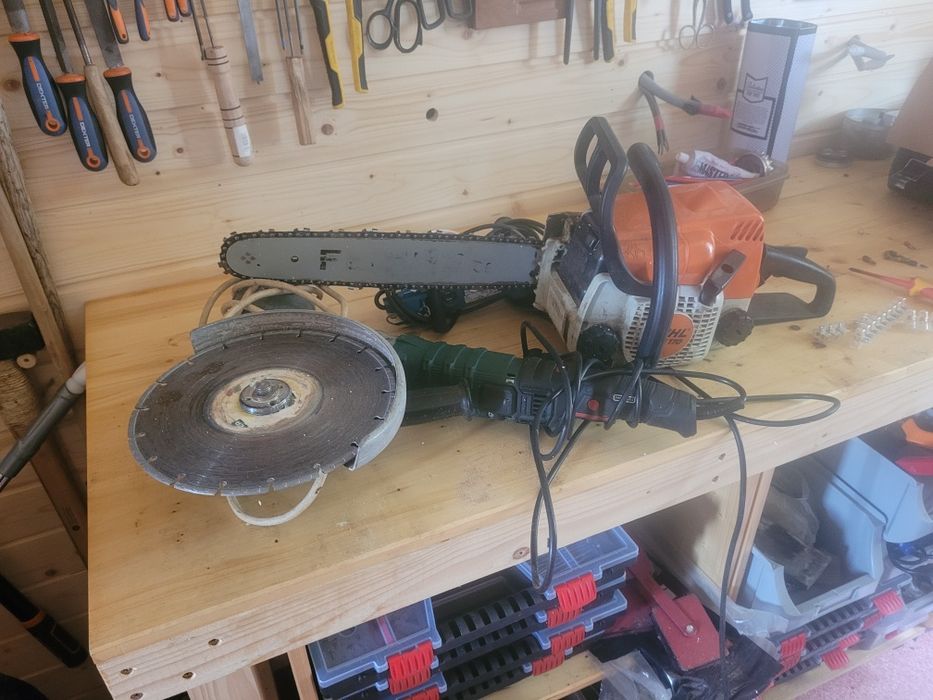 Service scule - reparatii