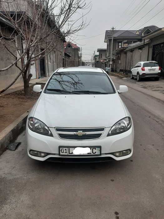 Sotiladi 2016 yil 3 pozitsiya Metan 4 pokolena