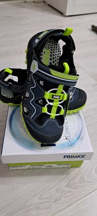 Sandale Primigi nr 32 noi