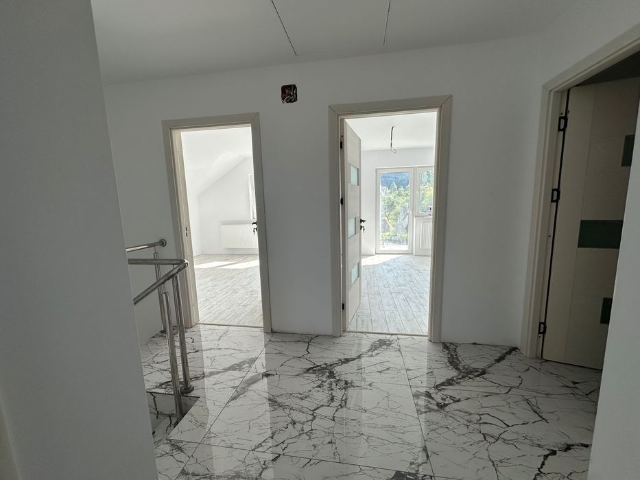 Casa de vanzare in Curtea de Arges, 130 mp utili, teren 500 mp.