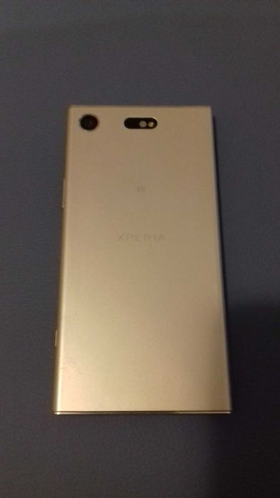 Vand telefon Sonyxperia XZ1 Compact