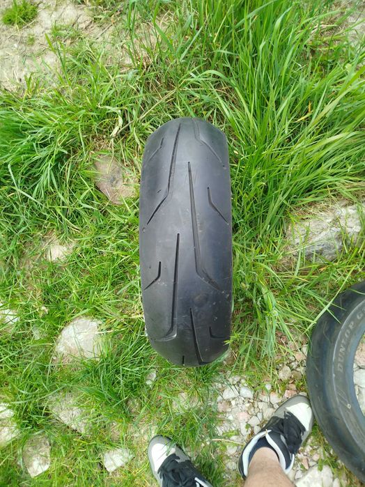 Anvelope moto R16