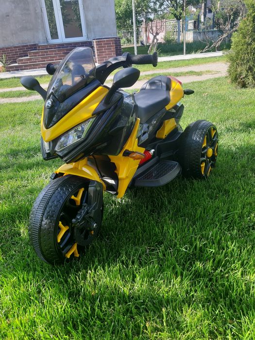 Tricicleta  electrica copii 3ani+