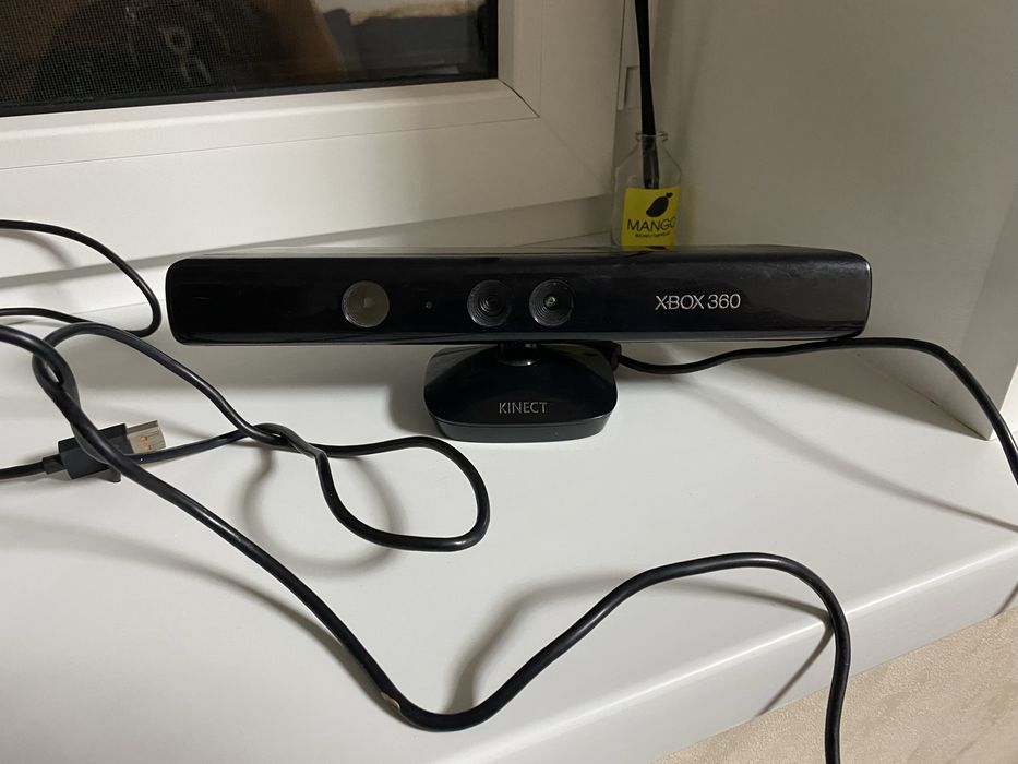 Xbox 360 KINECT почти новый