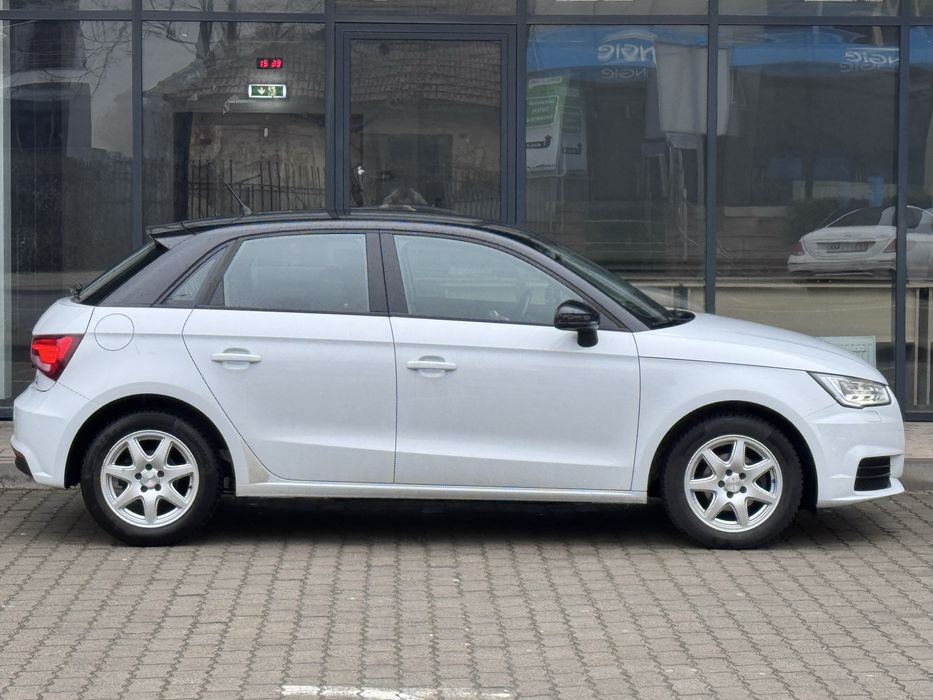 Audi A1 1.0TFSI S Line 65000km *Far lasser *Navi *Stare Noua *