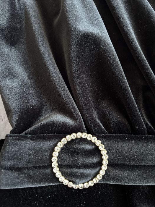 Платье на одно плечо