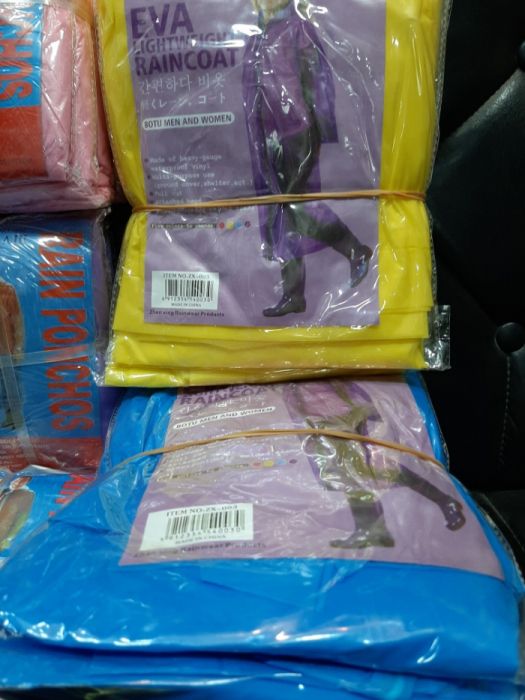 Дождевик ветровка накидка плаш плащ Целлофановый одежда дождевики