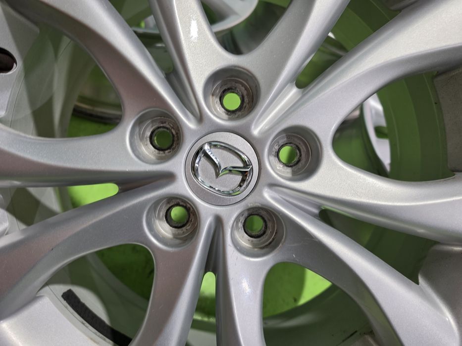 17 5x114.3 Mazda лети джанти 5х114.3 мазда