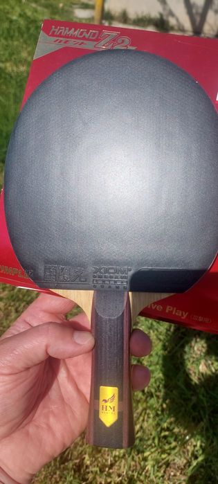 Paleta tenis de masa Nittaku Hammond Z2 și  Xiom