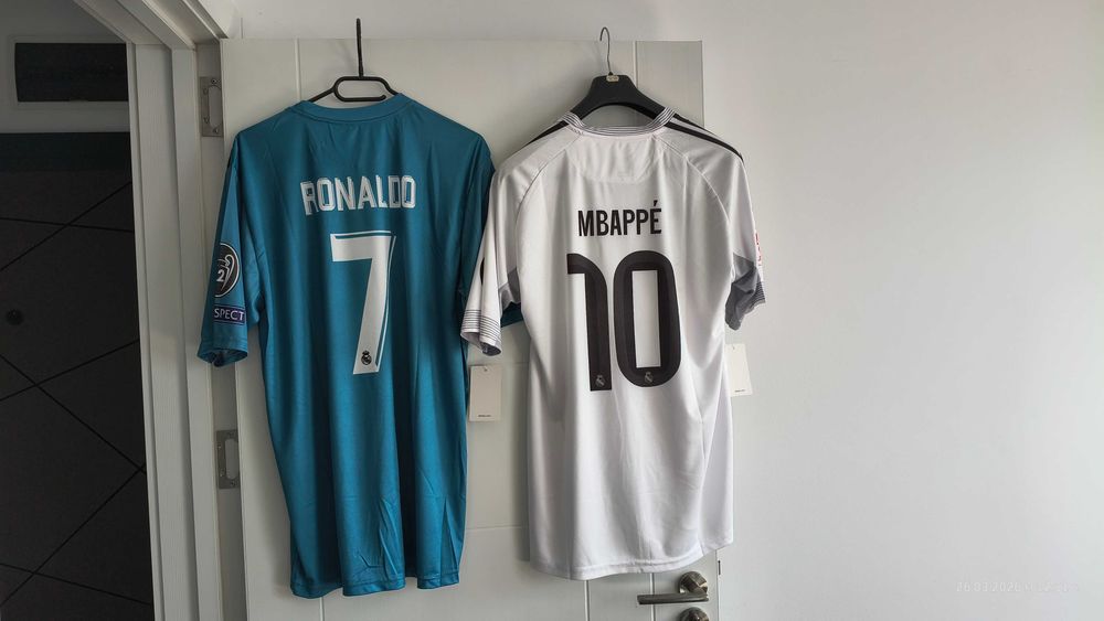 Комплект  фланелки на Реал (Мадрид) Mbappe 10 , CR 7