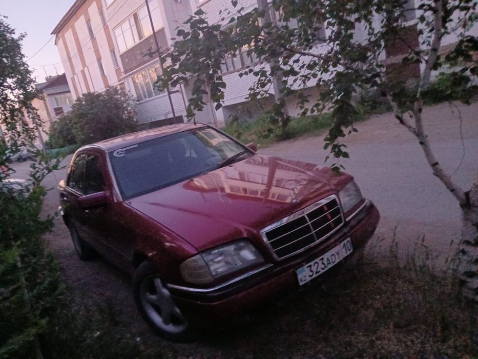 Мэрс  с180 хорошем состояние