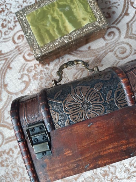 Cutie de bijuterii japoneza vintage