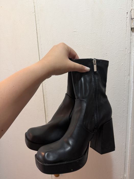 botine femei, folosite de 3 ori