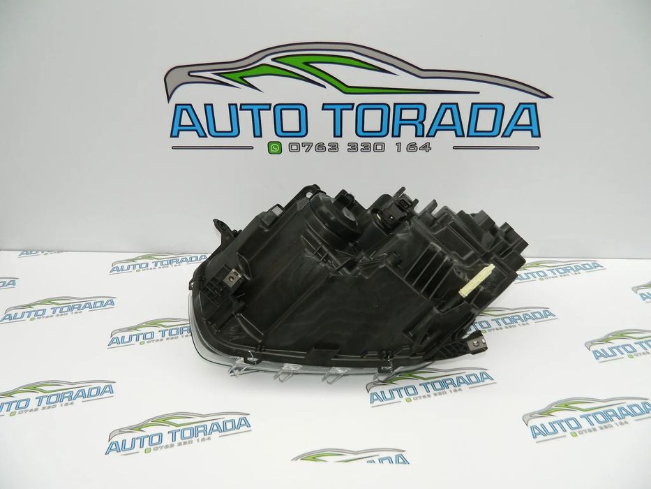 Far dreapta Dacia Duster 2 facelift an 2021 2022 2023 2024 cod 260106194R