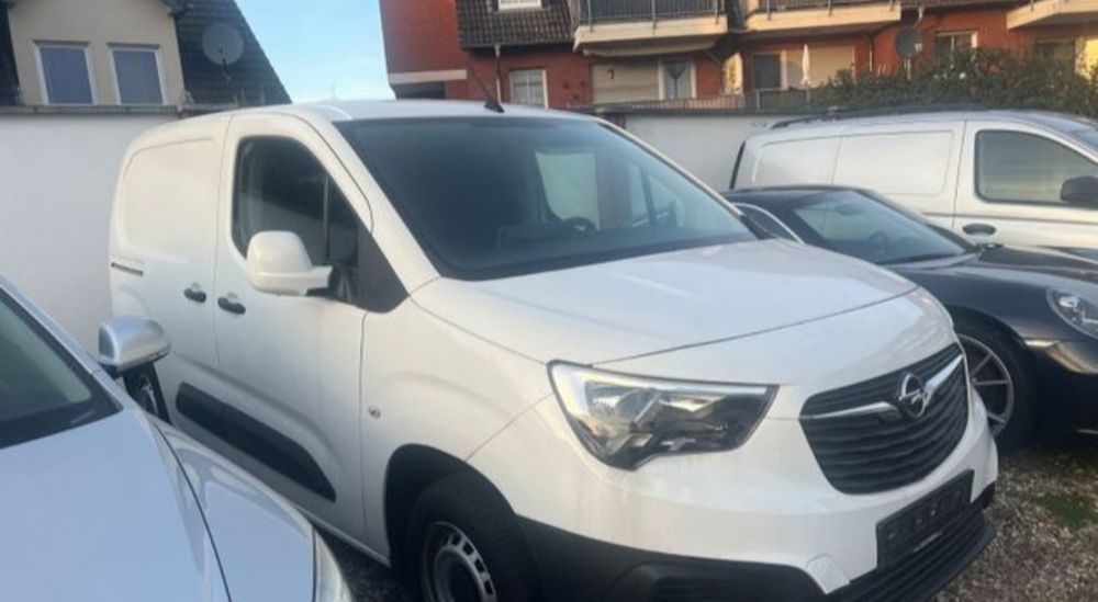 Опел комбо 1.5 дизел на части