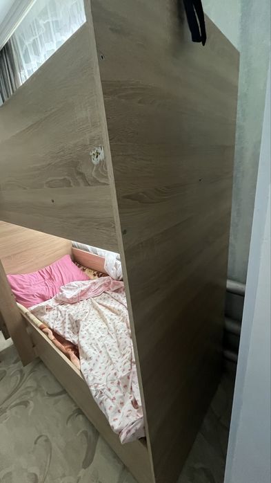 Продам кровать двухъярустную