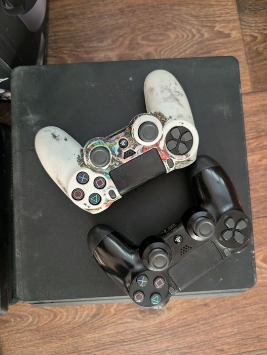 PS4 (Slim) + Топ Игры + 2 геймп.