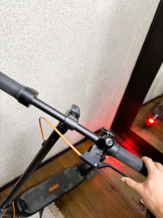 Электросамокат Ninebot KickScooter F2 Pro, б/у