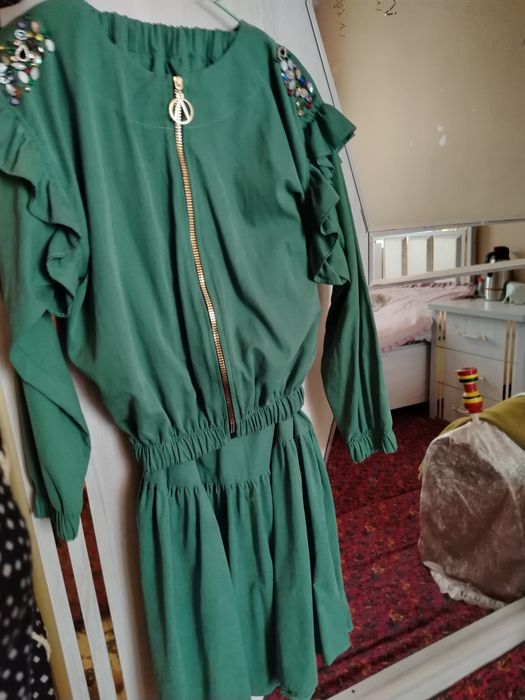 Кофта  юбкаси билан