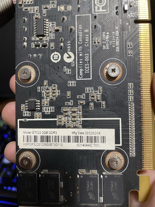 продам видеокарта gt 520