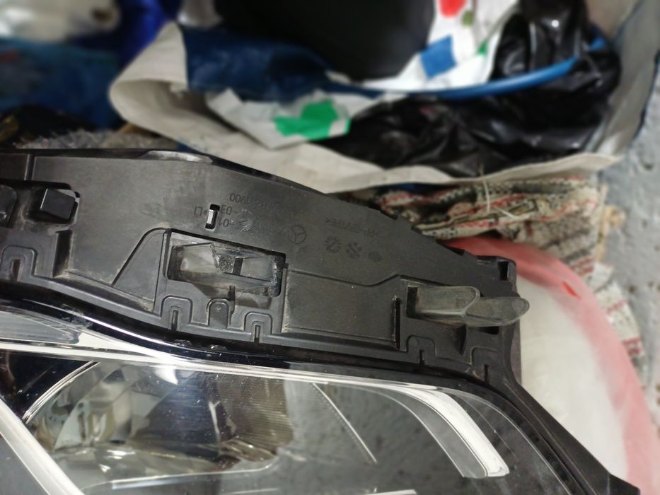 Фар за мерцедес GLA247  Full Leg